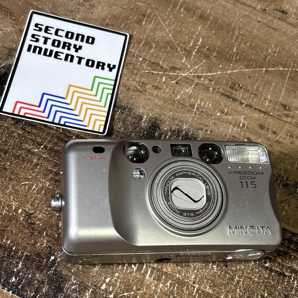 Minolta Freedom Zoom 115 QD 35mm Point & Shoot Film Camera